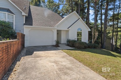 FULLY RENOVATED & Ready to Go! This updated Lake Forest townhome on Lake Forest Yacht and Country Club in Alabama - for sale on GolfHomes.com, golf home, golf lot