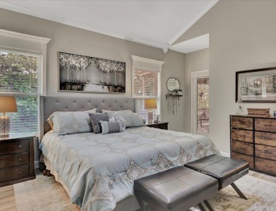 Welcome to this beautifully updated 3-bedroom, 2-bath home on Diamondhead Golf and Country Club in Arkansas - for sale on GolfHomes.com, golf home, golf lot
