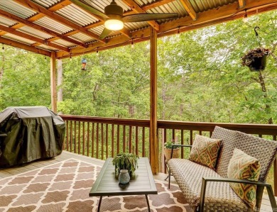Welcome to this beautifully updated 3-bedroom, 2-bath home on Diamondhead Golf and Country Club in Arkansas - for sale on GolfHomes.com, golf home, golf lot