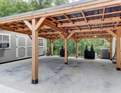 Welcome to this beautifully updated 3-bedroom, 2-bath home on Diamondhead Golf and Country Club in Arkansas - for sale on GolfHomes.com, golf home, golf lot