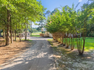 Wonderful single story home with views of beautiful Kerr Lake on Kerr Lake Country Club in North Carolina - for sale on GolfHomes.com, golf home, golf lot