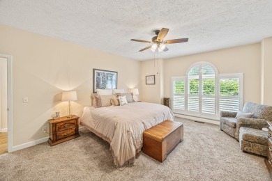 Here is a STUNNING HOME in the prestigious White Plains golfing on White Plains Golf Course in Tennessee - for sale on GolfHomes.com, golf home, golf lot