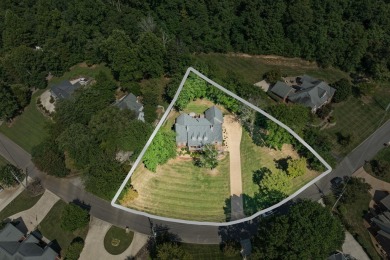 Here is a STUNNING HOME in the prestigious White Plains golfing on White Plains Golf Course in Tennessee - for sale on GolfHomes.com, golf home, golf lot