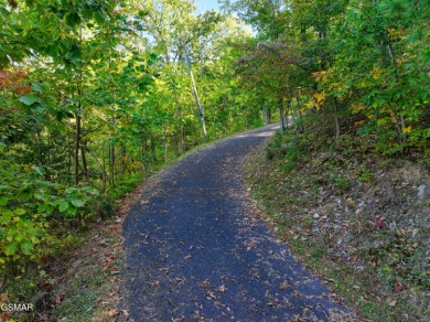 A great lot in Cobbly Nob on Pine Top Ln not far from the on Bent Creek Golf Course in Tennessee - for sale on GolfHomes.com, golf home, golf lot
