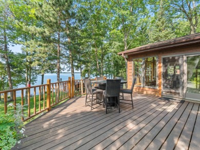 North Shore of Tomahawk Lake Home on Minocqua Country Club in Wisconsin - for sale on GolfHomes.com, golf home, golf lot