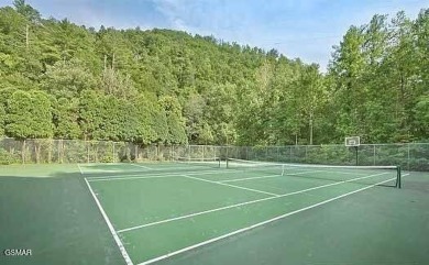 A great lot in Cobbly Nob on Pine Top Ln not far from the on Bent Creek Golf Course in Tennessee - for sale on GolfHomes.com, golf home, golf lot