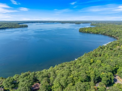 North Shore of Tomahawk Lake Home on Minocqua Country Club in Wisconsin - for sale on GolfHomes.com, golf home, golf lot