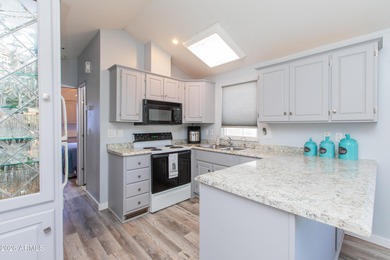 This beautifully updated and RARE 1 bedroom, 2 bath home is on Viewpoint Golf Resort in Arizona - for sale on GolfHomes.com, golf home, golf lot