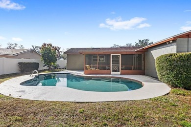 Under contract-accepting backup offers. One or more photo(s) has on Wekiva Golf Club in Florida - for sale on GolfHomes.com, golf home, golf lot