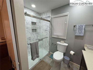 Fabulously located home in the resort community of Linville Land on Land Harbor Golf Course in North Carolina - for sale on GolfHomes.com, golf home, golf lot