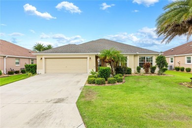 Move-in ready! Introducing this spacious handicap accessible 3/2 on Egret Championship Golf Course in Florida - for sale on GolfHomes.com, golf home, golf lot