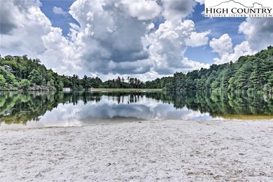 Fabulously located home in the resort community of Linville Land on Land Harbor Golf Course in North Carolina - for sale on GolfHomes.com, golf home, golf lot