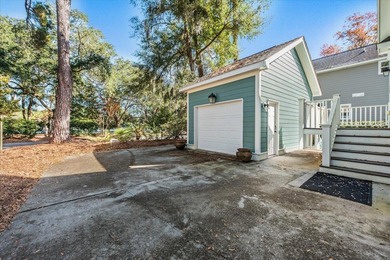 Priced to sell at 100k below recent comps on the same street and on Kiawah Island Resort - Oak Point in South Carolina - for sale on GolfHomes.com, golf home, golf lot