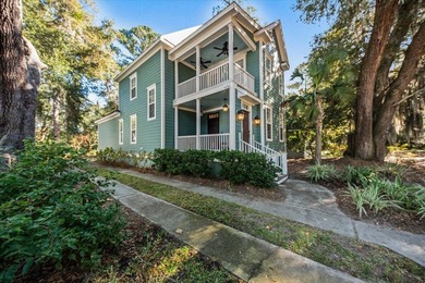 Priced to sell at 100k below recent comps on the same street and on Kiawah Island Resort - Oak Point in South Carolina - for sale on GolfHomes.com, golf home, golf lot