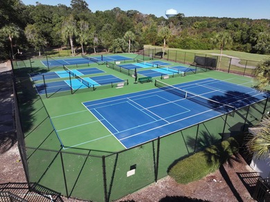 Priced to sell at 100k below recent comps on the same street and on Kiawah Island Resort - Oak Point in South Carolina - for sale on GolfHomes.com, golf home, golf lot