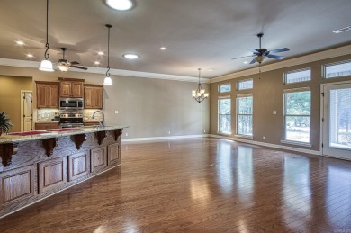 You will love this wonderful all brick, one level home located on Granada Golf Course in Arkansas - for sale on GolfHomes.com, golf home, golf lot