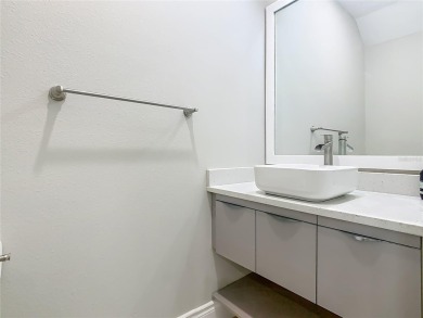 3/2.5 Townhome in the Gated community of Providence.Low HOA fees on Providence Golf Club in Florida - for sale on GolfHomes.com, golf home, golf lot