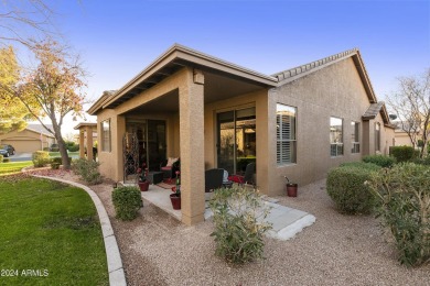 Lock and go living at its best in this 2BR, 2BA Naples villa on Oakwood Golf Club  in Arizona - for sale on GolfHomes.com, golf home, golf lot