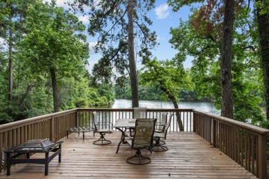 LAKEFRONT COTTAGE IN THE PINES – SPRING CREEK COUNTRY CLUB! on Spring Creek Country Club in Texas - for sale on GolfHomes.com, golf home, golf lot