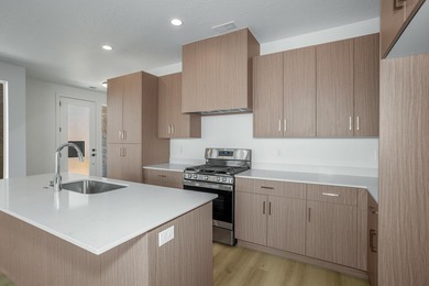 Builder offering a 2.99% interest rate with a 3-2-1 buydown when on Sunbrook Golf Course in Utah - for sale on GolfHomes.com, golf home, golf lot