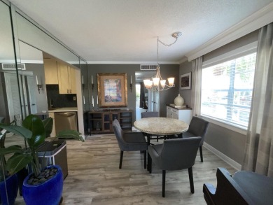 FURNISHED TURNKEY WITH A MASON & HAMLIN GRAND PIANO  in the on Kings Point Golf -Flanders Way in Florida - for sale on GolfHomes.com, golf home, golf lot