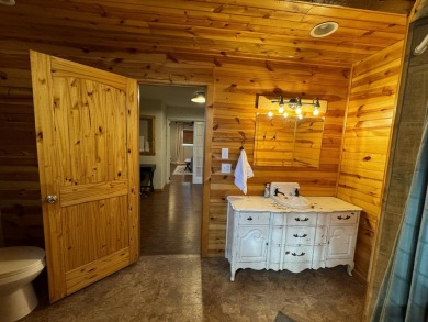 Walking distance to the golf course and resort!! EXTRA LOT! This on Rayburn Country Club in Texas - for sale on GolfHomes.com, golf home, golf lot