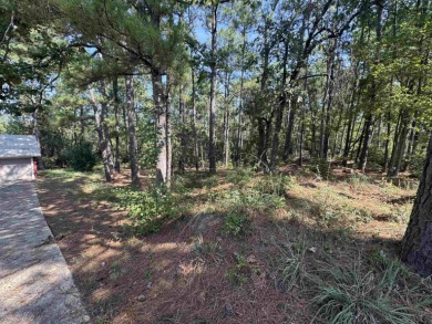 Walking distance to the golf course and resort!! EXTRA LOT! This on Rayburn Country Club in Texas - for sale on GolfHomes.com, golf home, golf lot