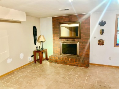 This beautiful all brick ranch is located on over a 1/2 acre lot on Tates Creek Golf Course in Kentucky - for sale on GolfHomes.com, golf home, golf lot