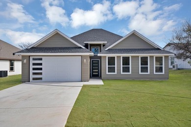 Beautiful new construction with 4 bedrooms, 2 full bathrooms on The Club At Runaway Bay in Texas - for sale on GolfHomes.com, golf home, golf lot