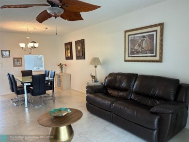 Beautiful spacious split plan 2 bedroom, 2 full bath condo with on Oriole Golf and Tennis Club in Florida - for sale on GolfHomes.com, golf home, golf lot