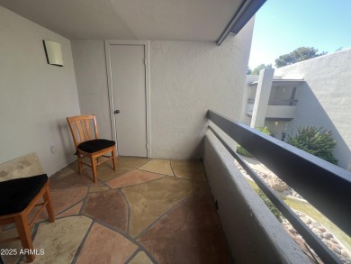 This spacious upper level condo gets tons of light, has a new on Arizona Biltmore Golf and Country Club in Arizona - for sale on GolfHomes.com, golf home, golf lot