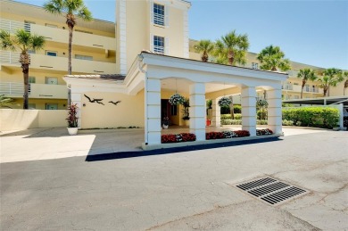 Welcome to easy Florida living in this turnkey 2-bedroom on Plantation Golf and Country Club in Florida - for sale on GolfHomes.com, golf home, golf lot