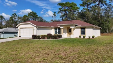 Quality built 3 BR, 2 Bath with a split floor plan, screen porch on Citrus Springs Country Club in Florida - for sale on GolfHomes.com, golf home, golf lot