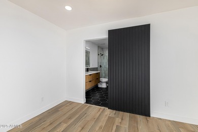 !NO RENTAL RESTRICTIONS!. Luxury 2-bedroom, 2-bath condo ideally on Arizona Biltmore Golf and Country Club in Arizona - for sale on GolfHomes.com, golf home, golf lot