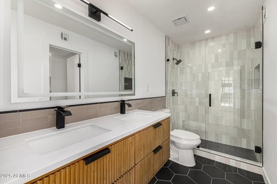 !NO RENTAL RESTRICTIONS!. Luxury 2-bedroom, 2-bath condo ideally on Arizona Biltmore Golf and Country Club in Arizona - for sale on GolfHomes.com, golf home, golf lot