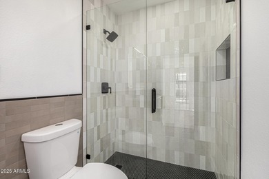 !NO RENTAL RESTRICTIONS!. Luxury 2-bedroom, 2-bath condo ideally on Arizona Biltmore Golf and Country Club in Arizona - for sale on GolfHomes.com, golf home, golf lot