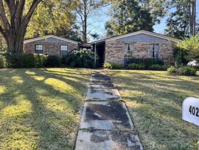 This spacious 4-bedroom, 3-bathroom home in the highly desirable on Killearn Country Club and Inn in Florida - for sale on GolfHomes.com, golf home, golf lot