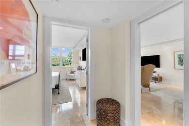 Welcome to this beautiful, bright and airy fully updated on  in Florida - for sale on GolfHomes.com, golf home, golf lot