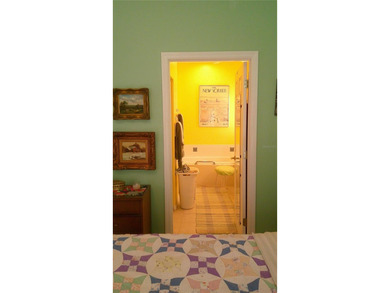 One of the BEST.  A 55+ gated community with an 18-hole golf on Kings Gate Golf Club in Florida - for sale on GolfHomes.com, golf home, golf lot