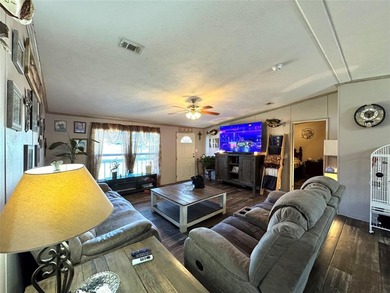 Lake Fork Waterfront Retreat - 600 Feet of Shoreline!

 on Links At Lands End in Texas - for sale on GolfHomes.com, golf home, golf lot