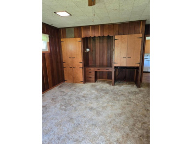 Discover charm and comfort in this 2 bedroom, 1 bath ranch style on Quail Creek Country Club in Illinois - for sale on GolfHomes.com, golf home, golf lot