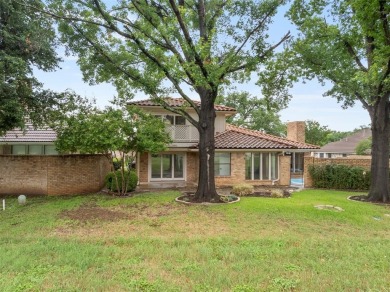 Golf lovers and luxury seekers unite! I've got a property that's on Woodhaven Country Club in Texas - for sale on GolfHomes.com, golf home, golf lot
