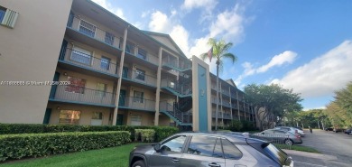 Welcome to your dream condo in Pembroke Pines! This stunning 2 on Flamingo Lakes Country Club in Florida - for sale on GolfHomes.com, golf home, golf lot
