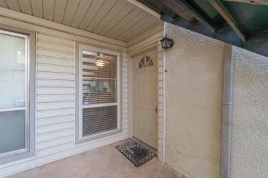 Located at 803 Cardinal Creek BLVD Unit B, Norman, OK 73072 on Jimmie Austin OU Golf Club in Oklahoma - for sale on GolfHomes.com, golf home, golf lot