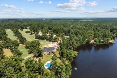 LAKEFRONT COTTAGE IN THE PINES – SPRING CREEK COUNTRY CLUB! on Spring Creek Country Club in Texas - for sale on GolfHomes.com, golf home, golf lot