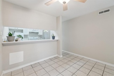 Located at 803 Cardinal Creek BLVD Unit B, Norman, OK 73072 on Jimmie Austin OU Golf Club in Oklahoma - for sale on GolfHomes.com, golf home, golf lot