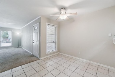 Located at 803 Cardinal Creek BLVD Unit B, Norman, OK 73072 on Jimmie Austin OU Golf Club in Oklahoma - for sale on GolfHomes.com, golf home, golf lot