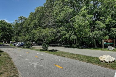 This lovely one bed, one bath condo is located within the much on Kirkbrae Country Club in Rhode Island - for sale on GolfHomes.com, golf home, golf lot
