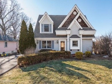 This inviting three bedroom, two and a half bath home is on Downers Grove Golf Club in Illinois - for sale on GolfHomes.com, golf home, golf lot