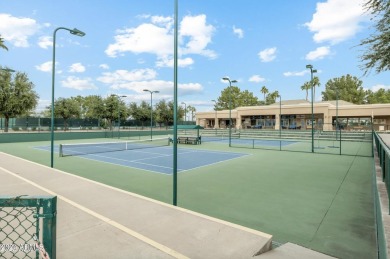 This Sun Lakes home is ready for new owners! Located in the on Oakwood Golf Club  in Arizona - for sale on GolfHomes.com, golf home, golf lot